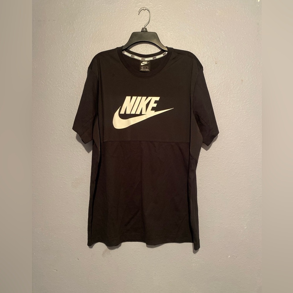 Nike men shirt